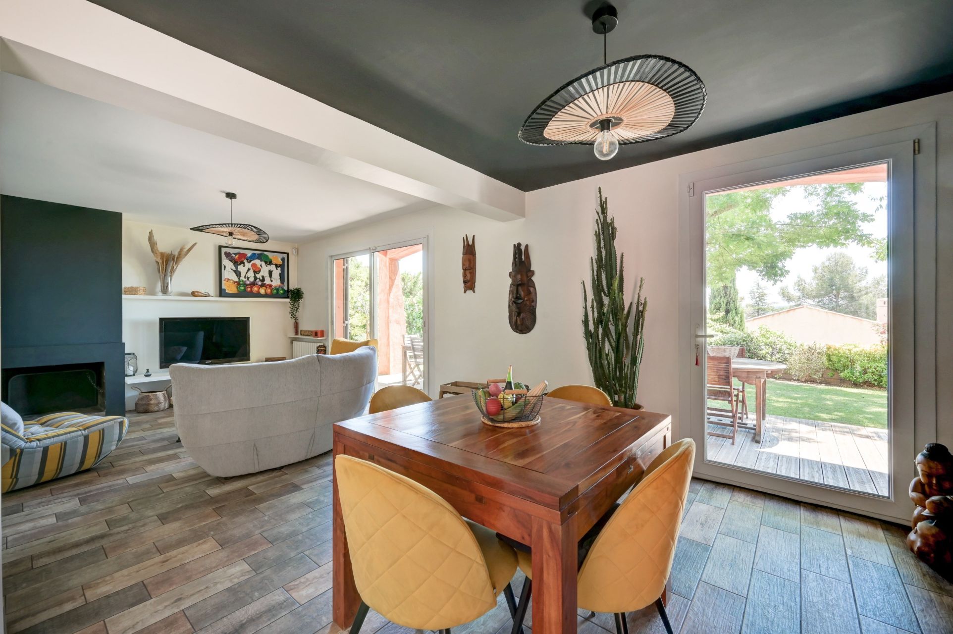 maison 6 Pièces en vente sur VELAUX (13880)