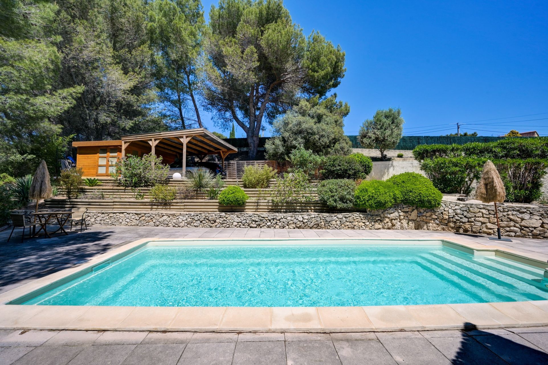 maison 6 Pièces en vente sur VELAUX (13880)