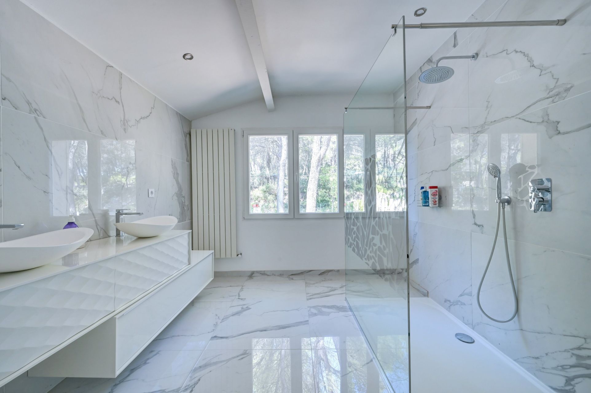 maison 6 Pièces en vente sur EGUILLES (13510)