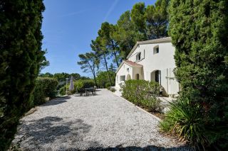 maison 6 Pièces en vente sur EGUILLES (13510)