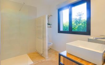 house 7 Rooms for sale on PUYRICARD (13540)