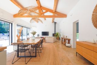 house 7 Rooms for sale on PUYRICARD (13540)