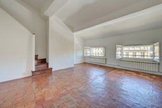 apartment 5 Rooms for sale on AIX EN PROVENCE (13100)