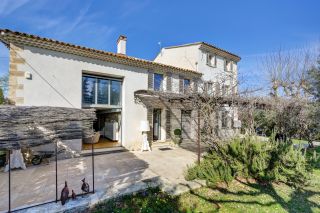 house 20 Rooms for sale on AIX EN PROVENCE (13100)
