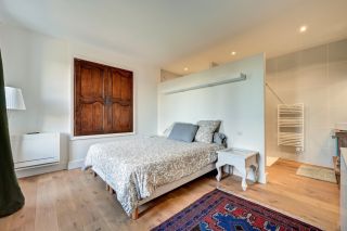 house 20 Rooms for sale on AIX EN PROVENCE (13100)