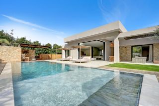 house 6 Rooms for rent on AIX EN PROVENCE (13100)