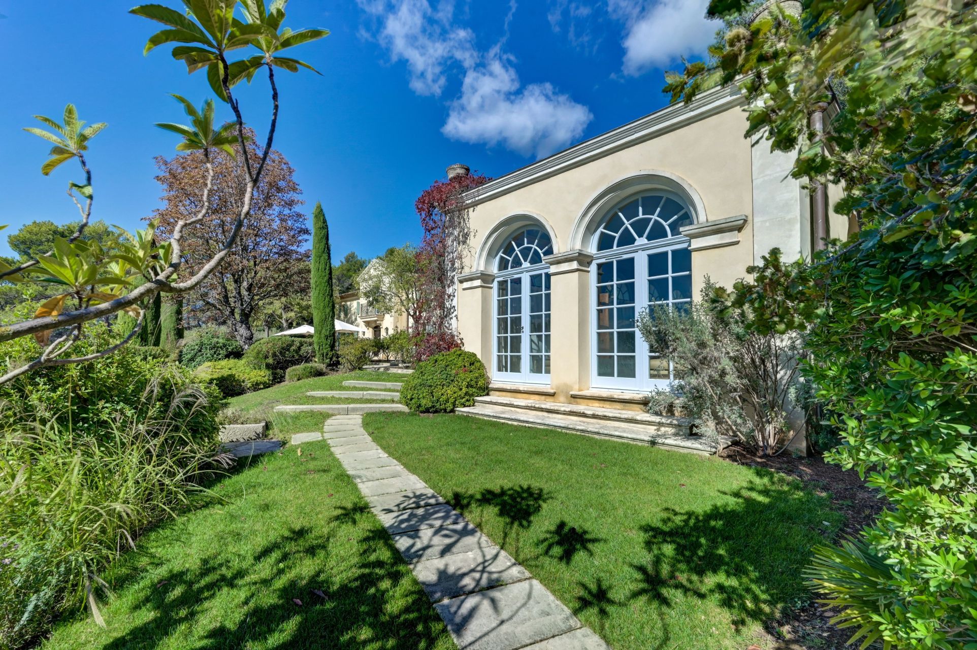 maison 16 Pièces en vente sur AIX EN PROVENCE (13100)