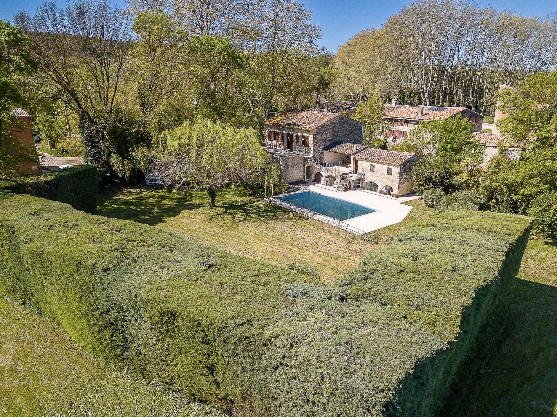 maison 10 Pièces en vente sur FUVEAU (13710)