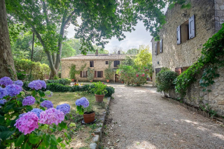 maison 10 Pièces en vente sur FUVEAU (13710)