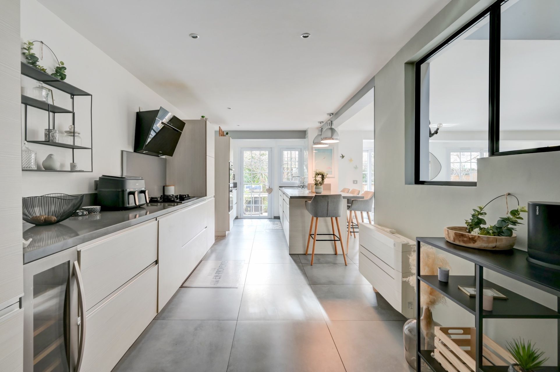 maison 9 Pièces en vente sur AIX EN PROVENCE (13100)