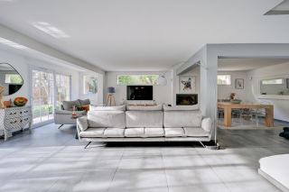 house 9 Rooms for sale on AIX EN PROVENCE (13100)