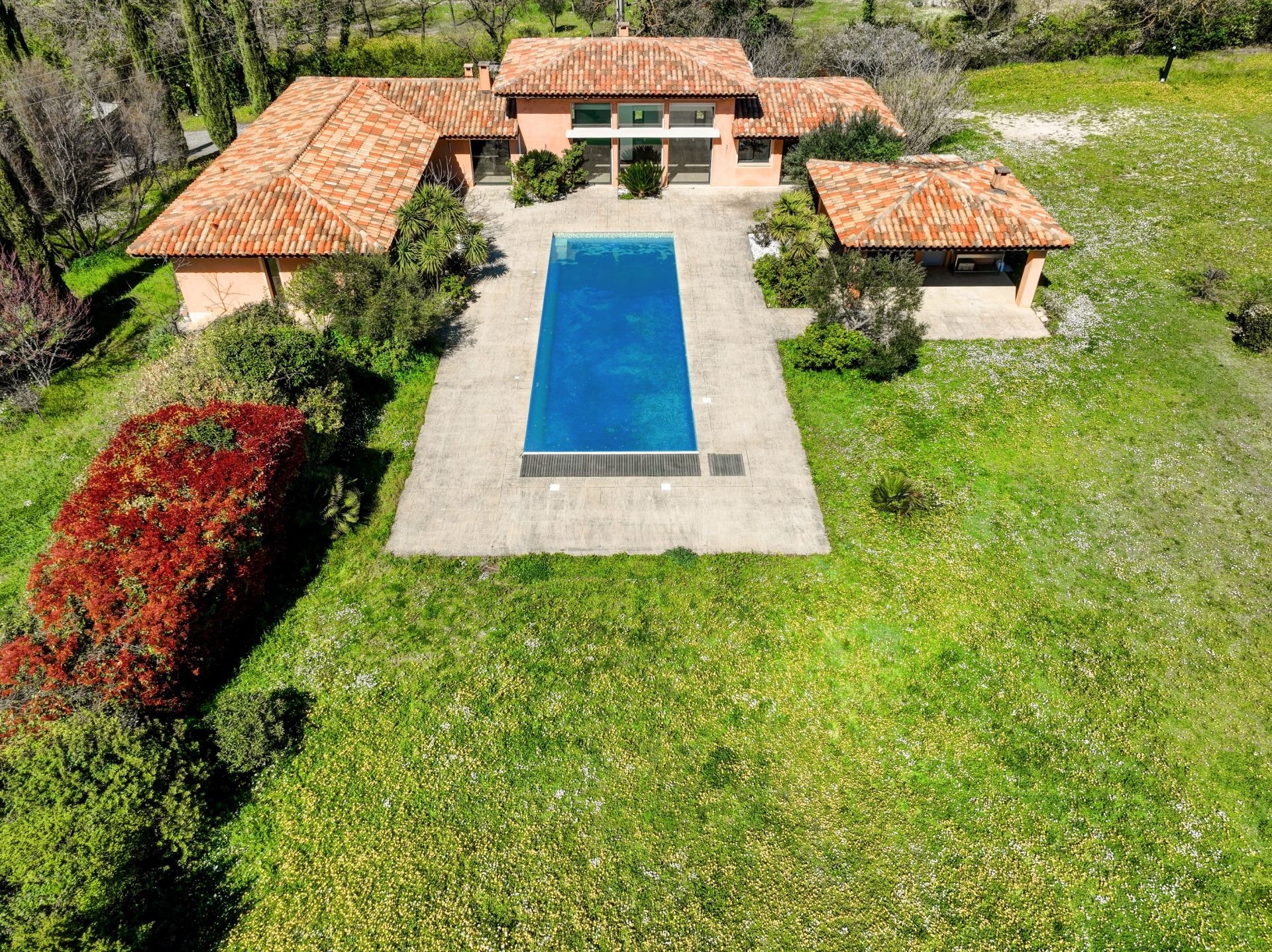 house 5 Rooms for sale on AIX EN PROVENCE (13100)