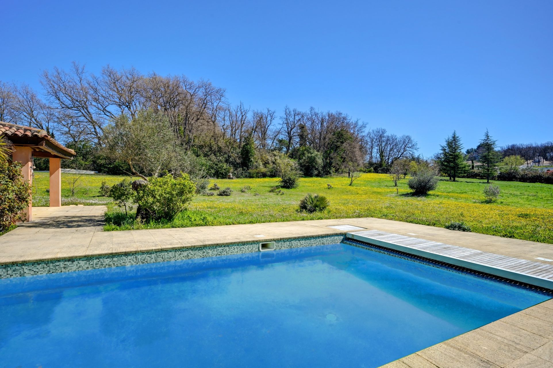 house 5 Rooms for sale on AIX EN PROVENCE (13100)