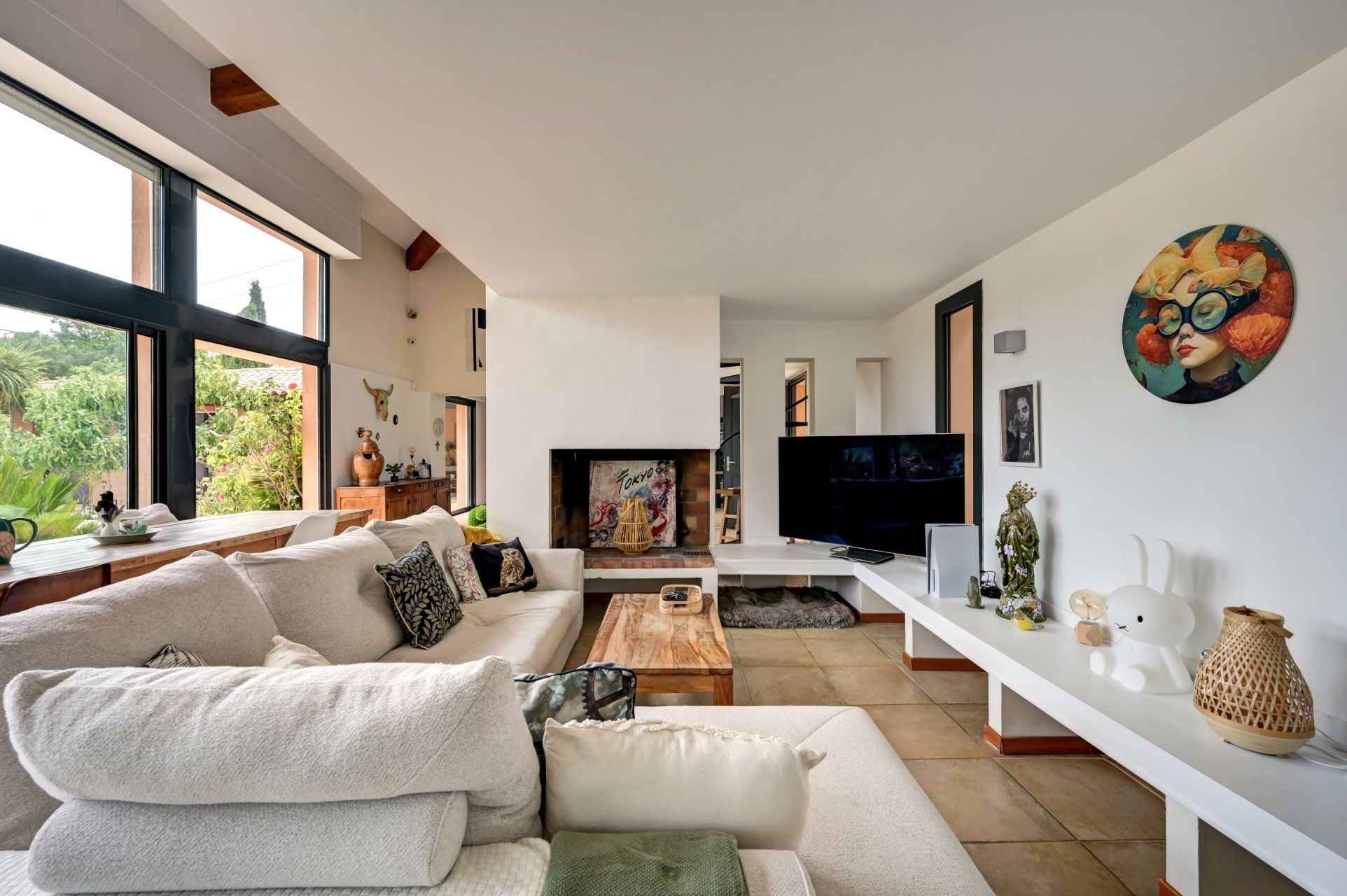 house 5 Rooms for sale on AIX EN PROVENCE (13100)