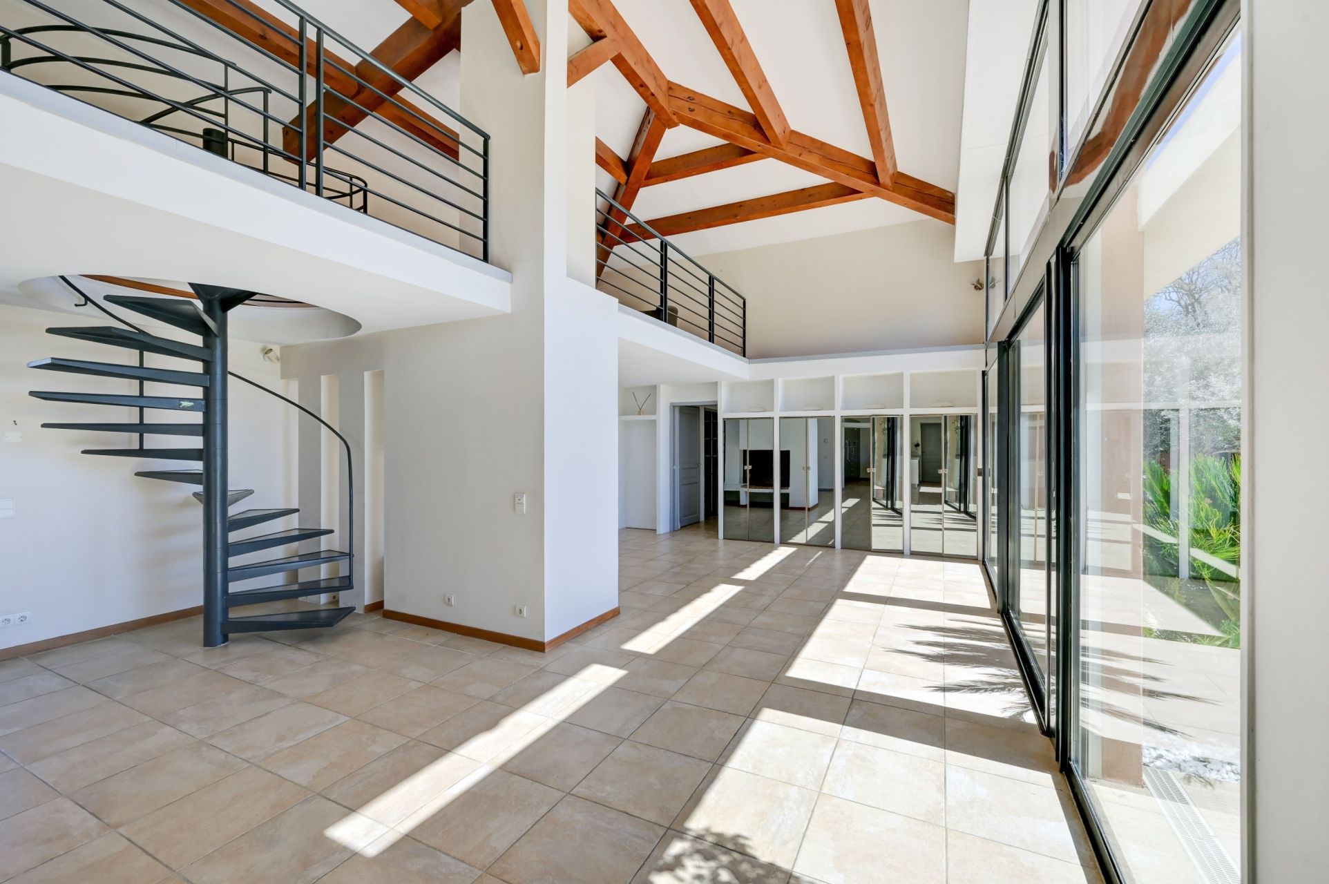 house 5 Rooms for sale on AIX EN PROVENCE (13100)