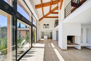 house 5 Rooms for sale on AIX EN PROVENCE (13100)