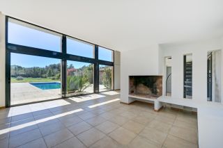 house 5 Rooms for sale on AIX EN PROVENCE (13100)