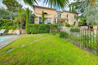 house 6 Rooms for sale on EGUILLES (13510)