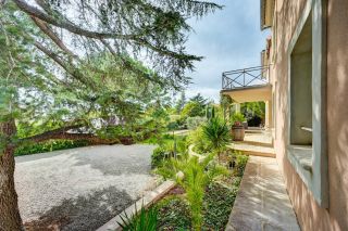 house 6 Rooms for sale on EGUILLES (13510)