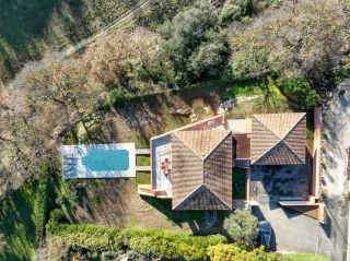 house 7 Rooms for sale on AIX EN PROVENCE (13100)