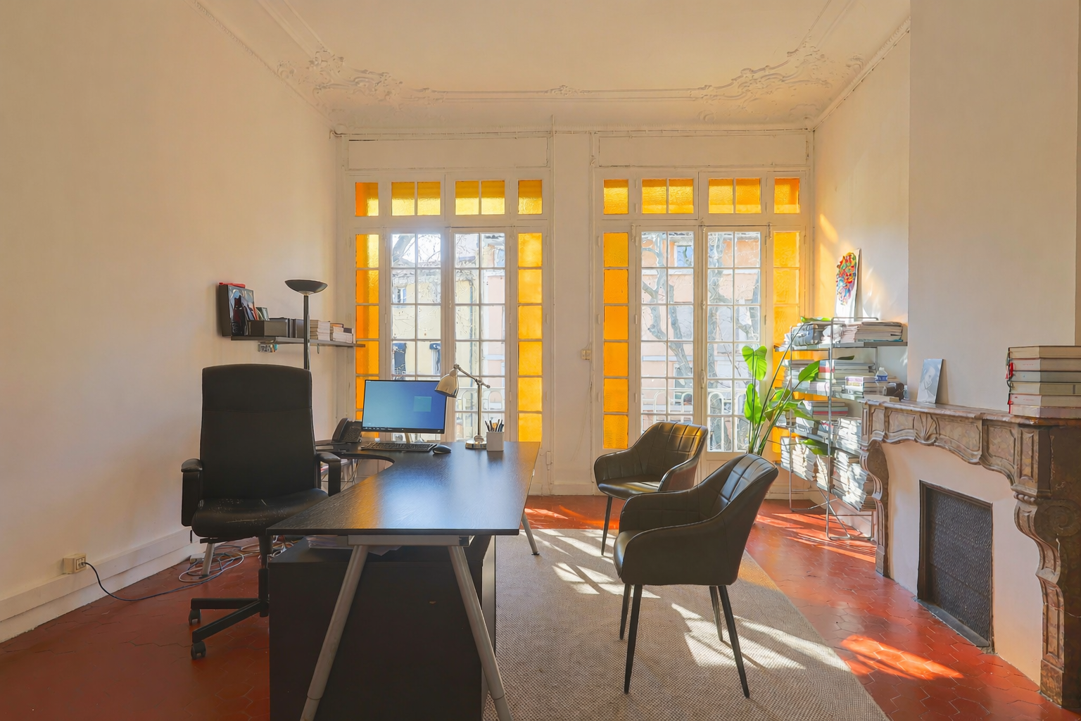 apartment 7 Rooms for sale on AIX EN PROVENCE (13100)