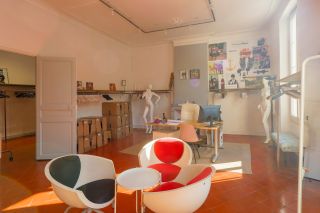 apartment 7 Rooms for sale on AIX EN PROVENCE (13100)
