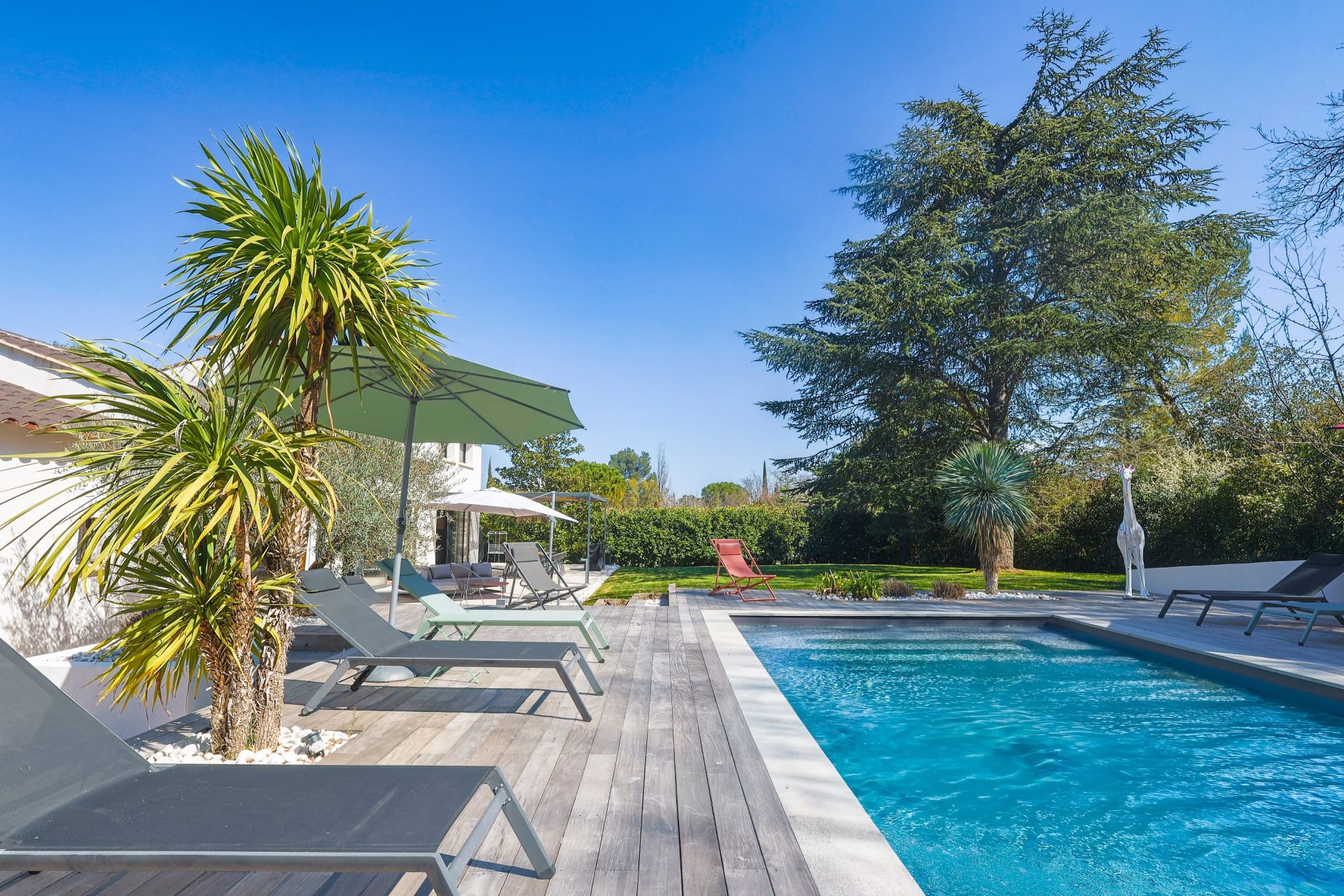 house 7 Rooms for sale on PUYRICARD (13540)