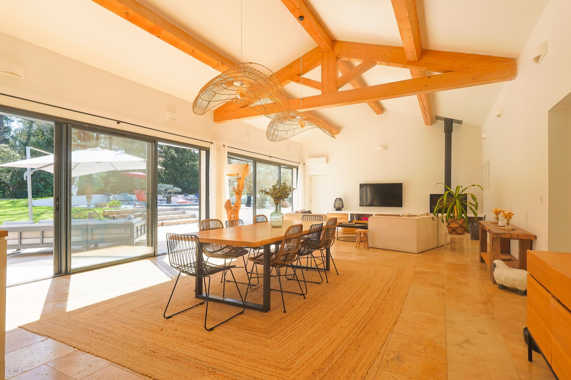 house 7 Rooms for sale on PUYRICARD (13540)