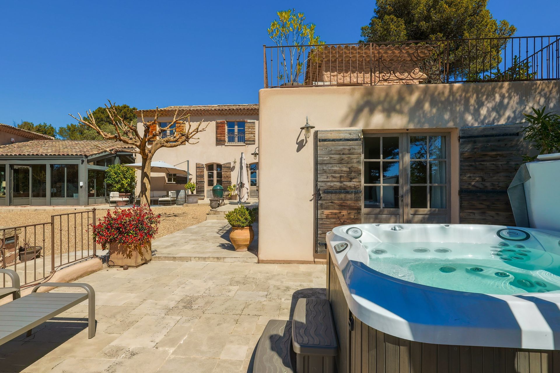 maison 9 Pièces en vente sur AIX EN PROVENCE (13100)