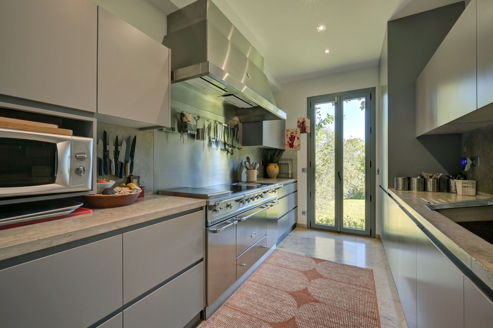 maison 8 Pièces en vente sur BOUC BEL AIR (13320)