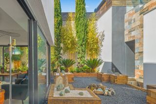 house 6 Rooms for sale on AIX EN PROVENCE (13100)