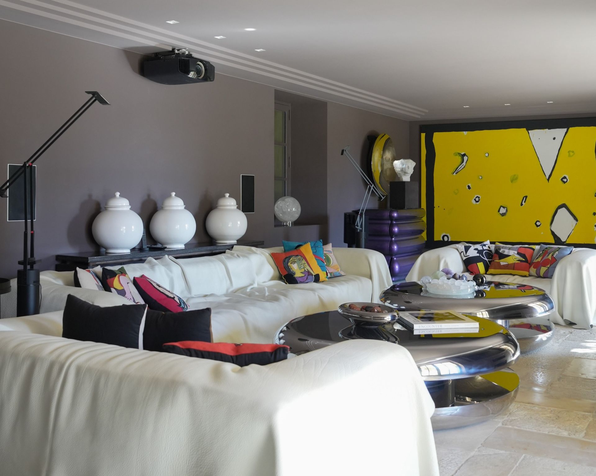 propriété 20 Pièces en location saisonnière sur LAMBESC (13410)