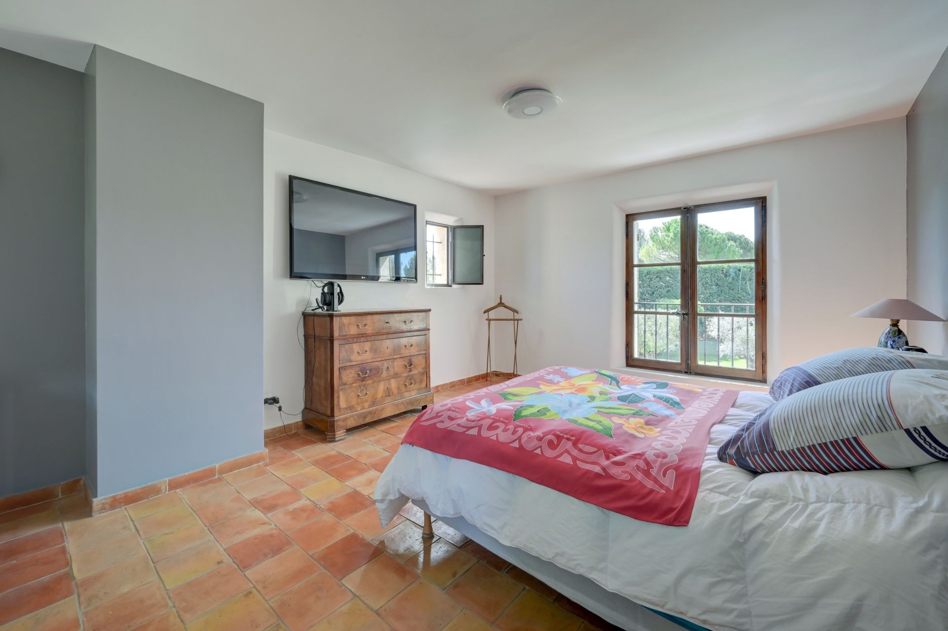 maison 8 Pièces en vente sur MEYRARGUES (13650)