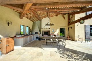 maison 8 Pièces en vente sur MEYRARGUES (13650)