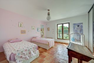 maison 8 Pièces en vente sur MEYRARGUES (13650)