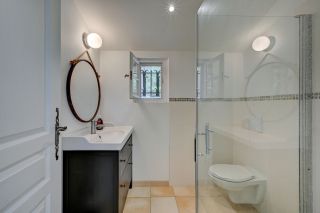 house 7 Rooms for sale on AIX EN PROVENCE (13100)