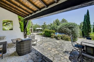 house 7 Rooms for sale on AIX EN PROVENCE (13100)