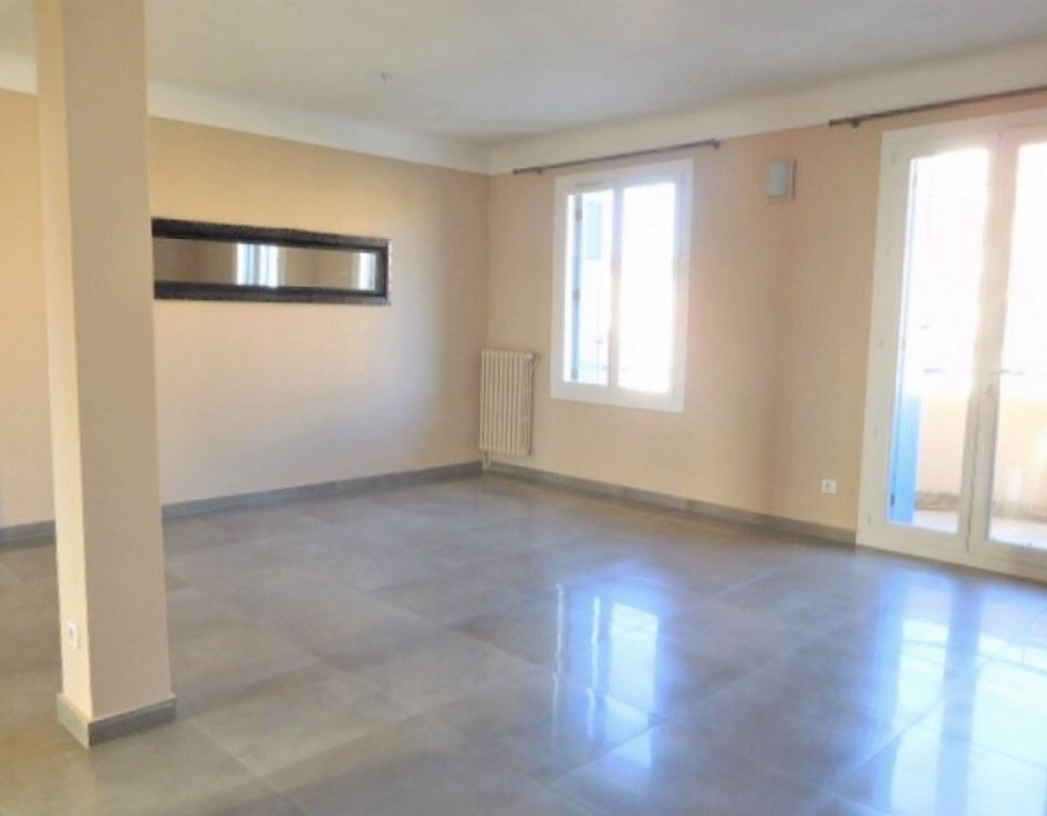 apartment 4 Rooms for rent on AIX EN PROVENCE (13100)