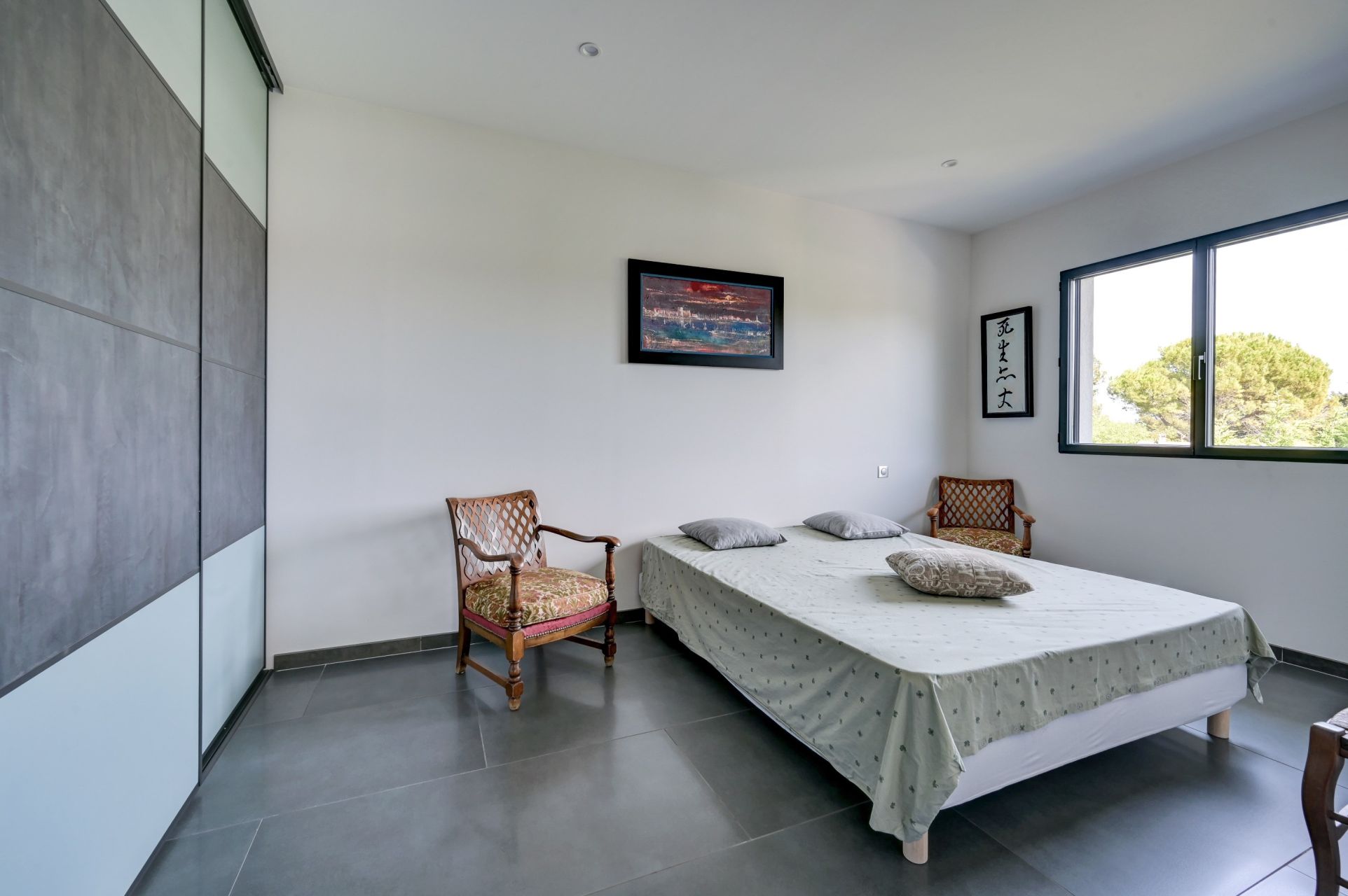 house 5 Rooms for sale on CALAS (13480)