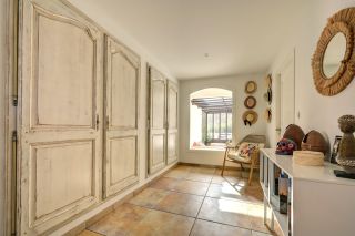 house 8 Rooms for sale on AIX EN PROVENCE (13100)