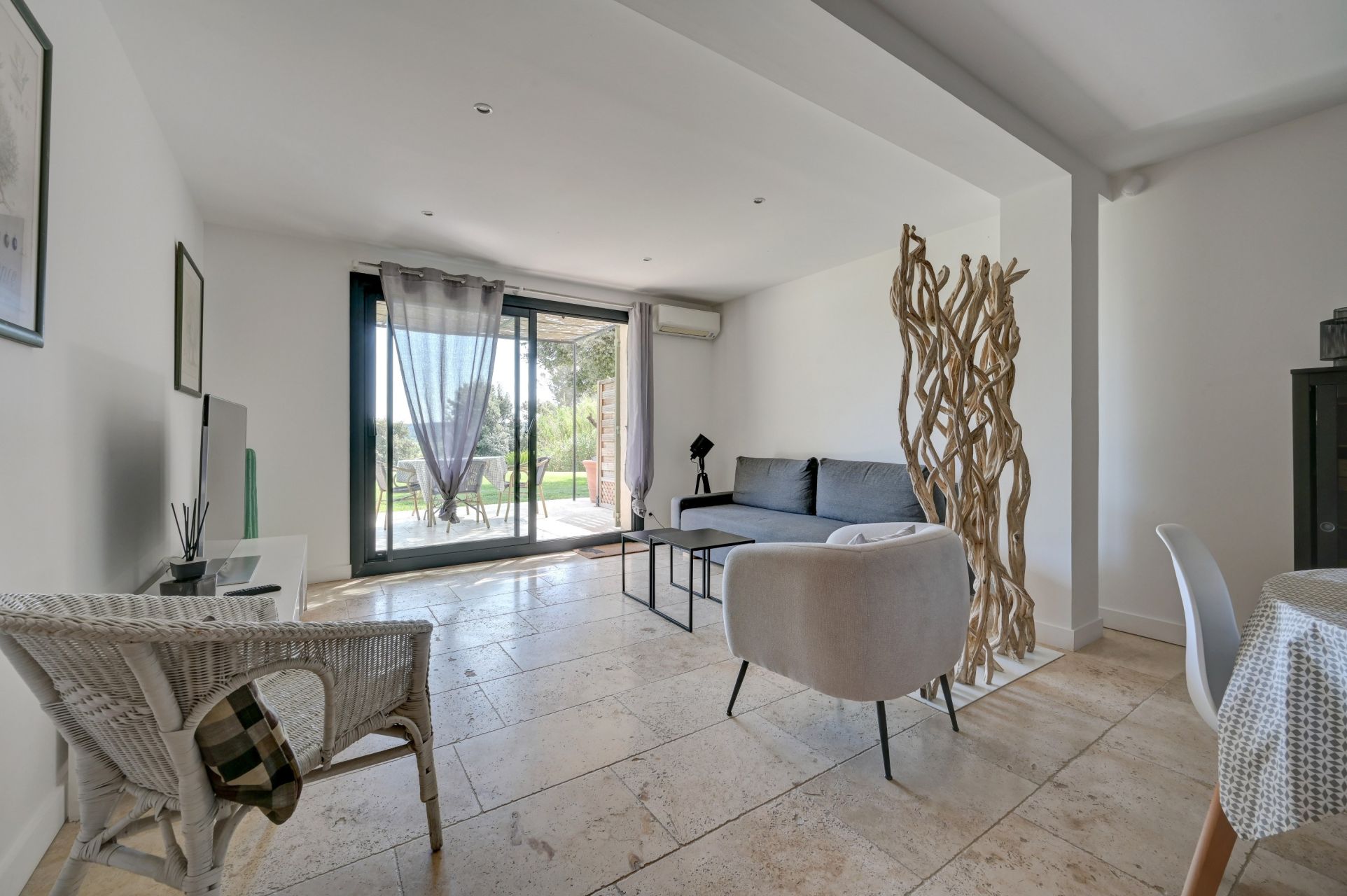maison 10 Pièces en vente sur VENELLES (13770)
