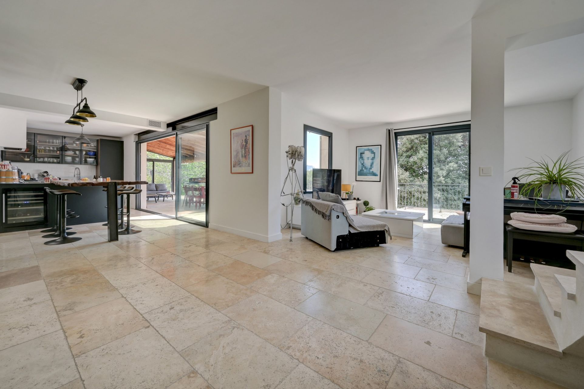 maison 10 Pièces en vente sur VENELLES (13770)