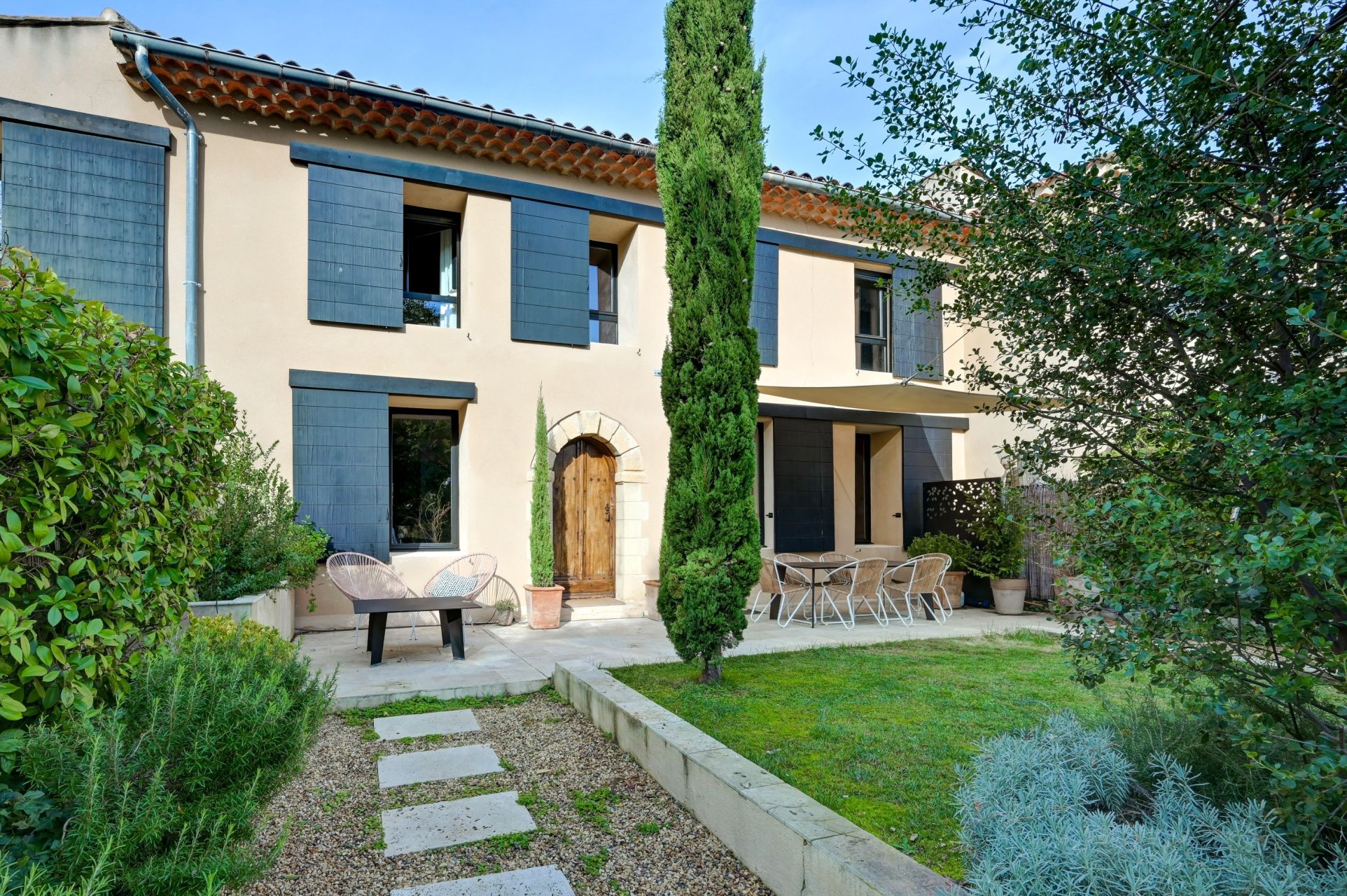house 5 Rooms for sale on LE THOLONET (13100)