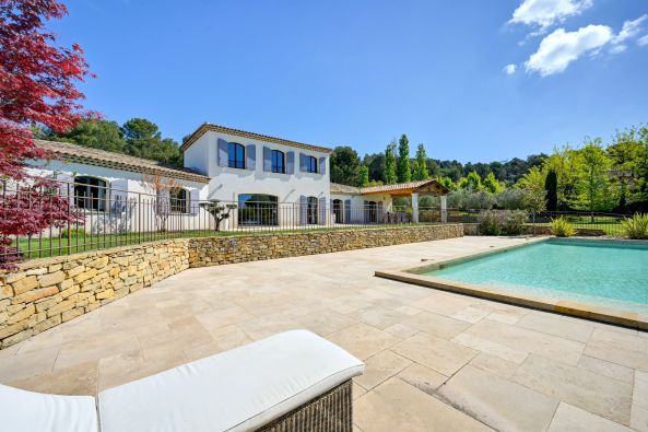 Vente Villa Aix-en-Provence 6&nbsp;Pièces 240&nbsp;m²