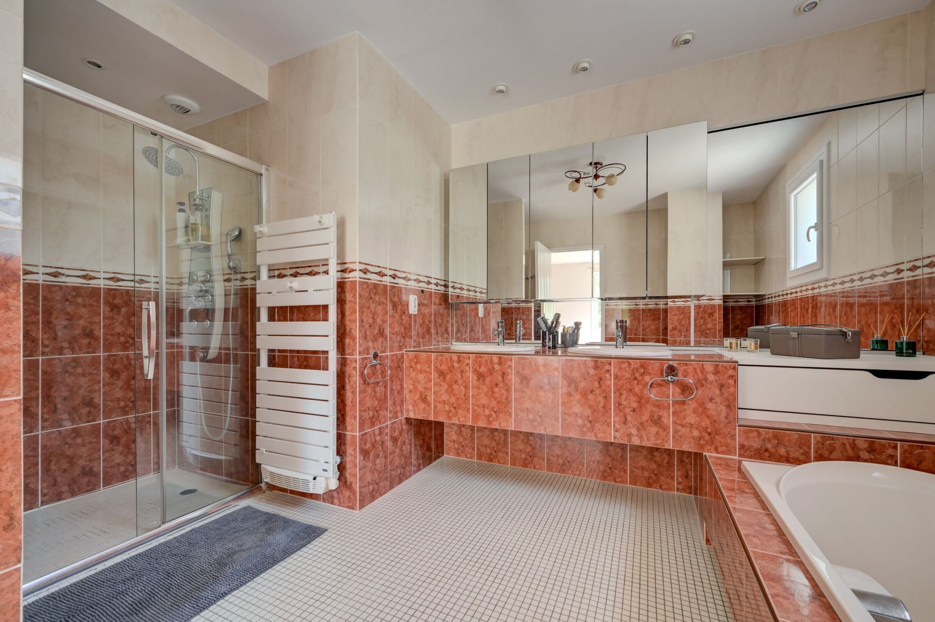 maison 6 Pièces en vente sur CABRIES (13480)
