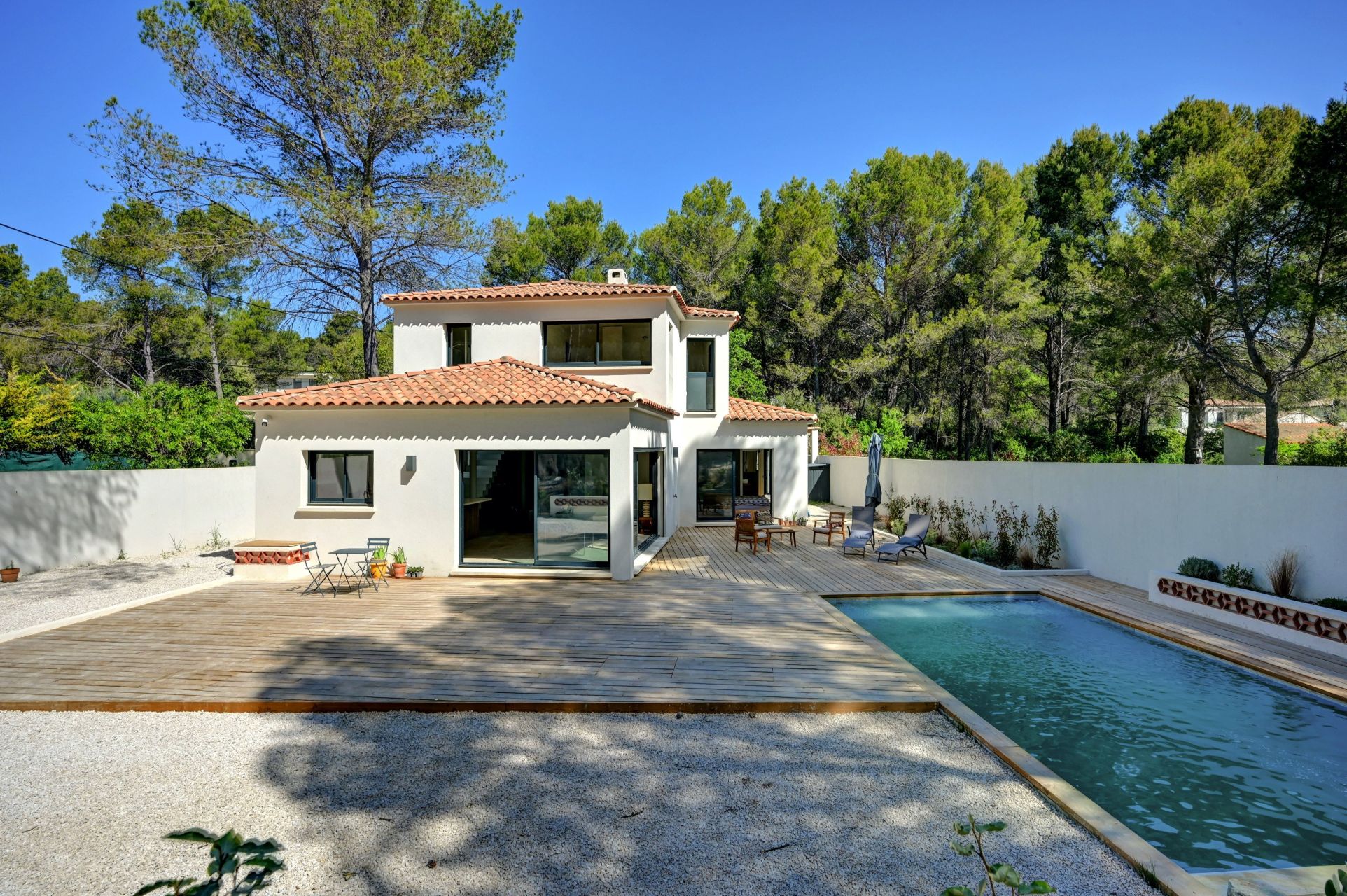 maison 5 Pièces en vente sur VENTABREN (13122)