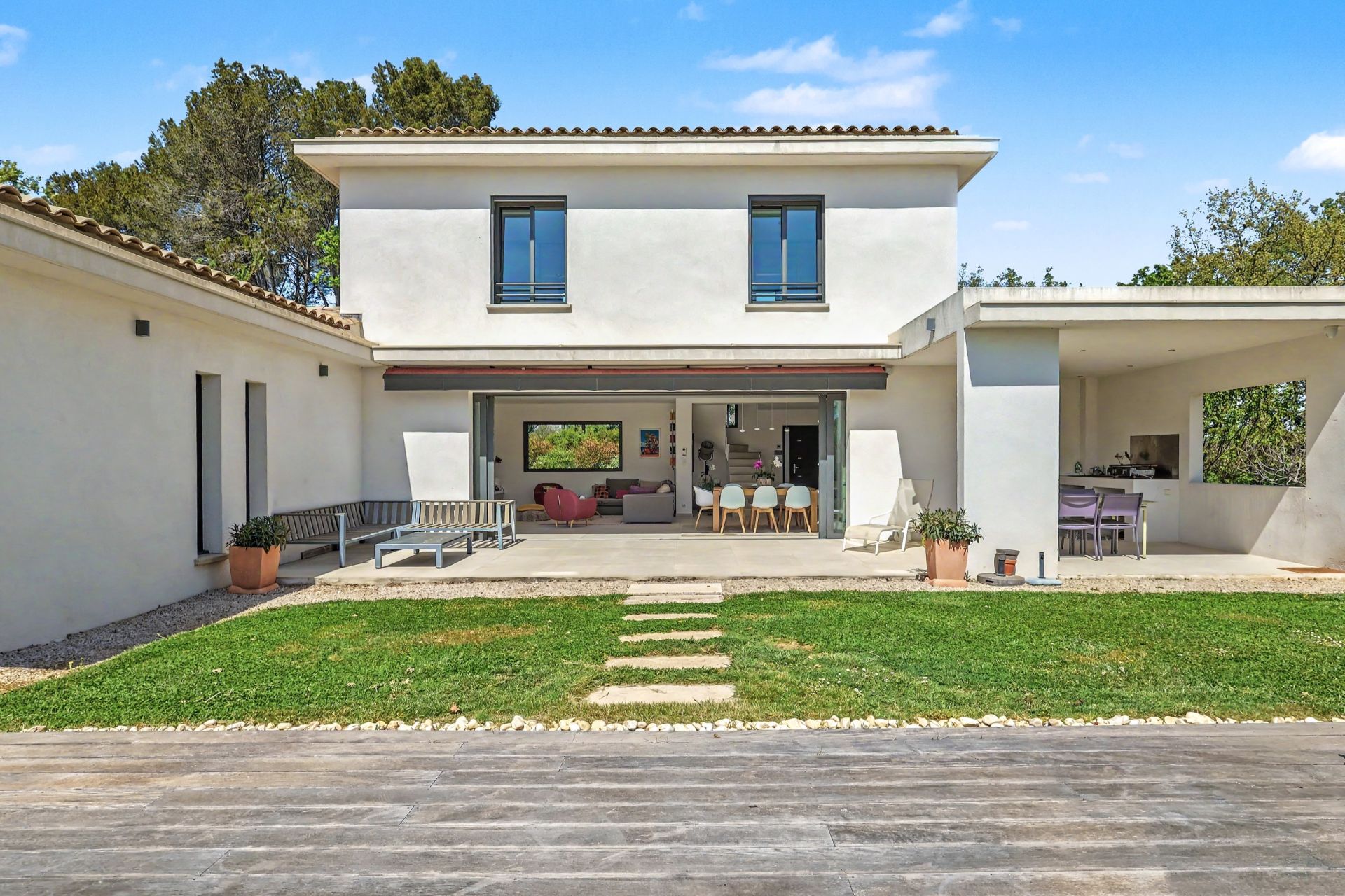 maison 5 Pièces en vente sur PEYNIER (13790)
