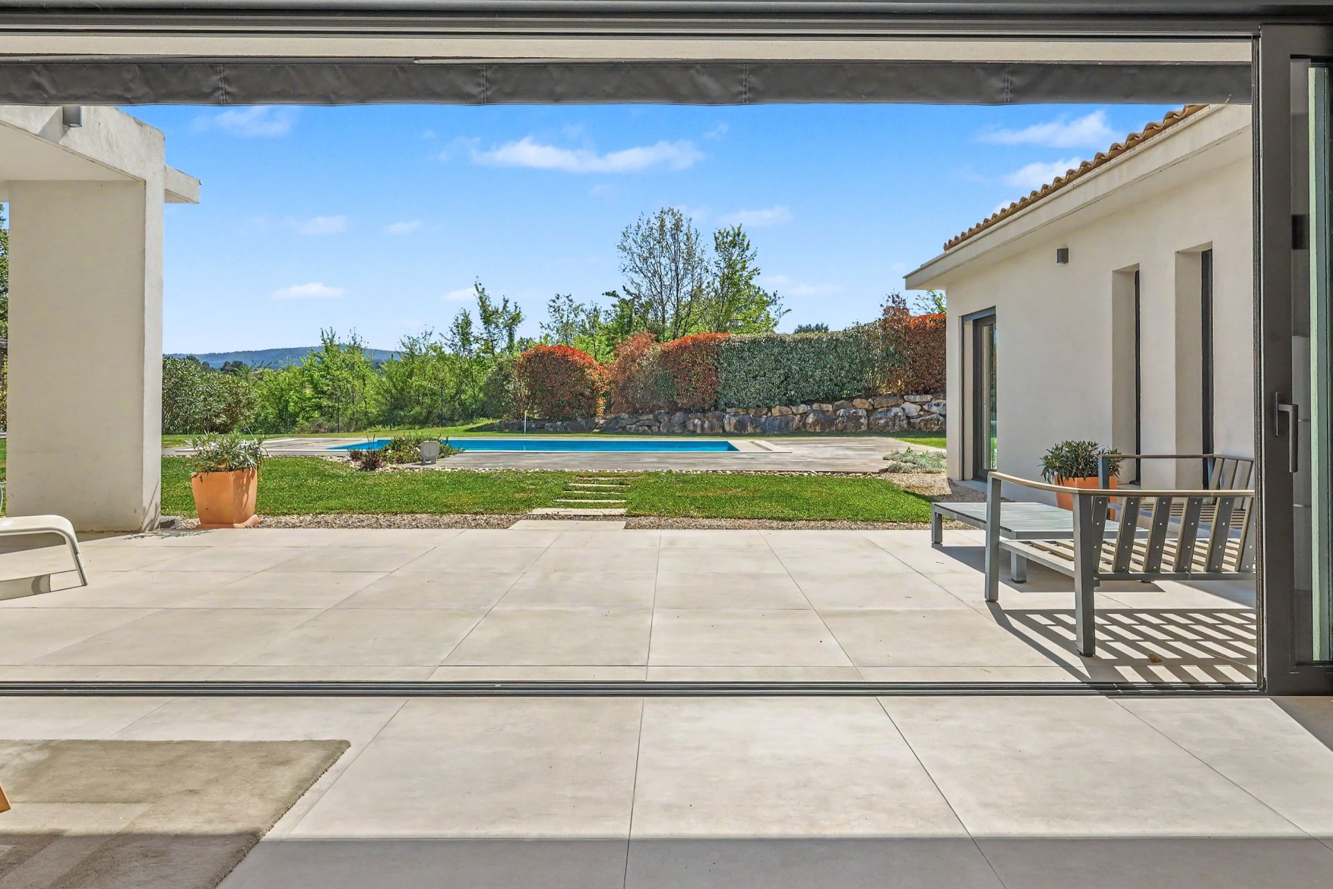 house 5 Rooms for sale on PEYNIER (13790)