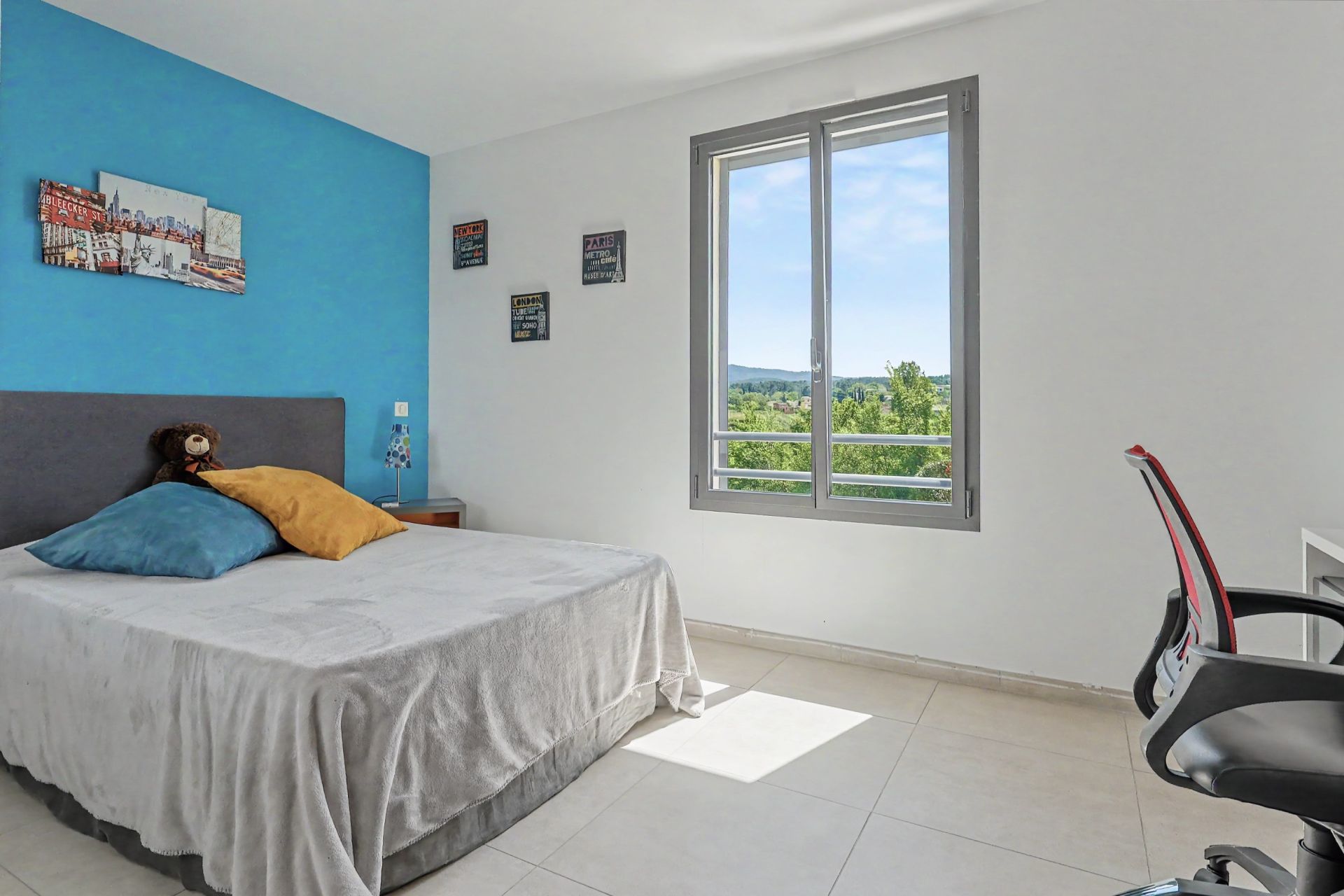 maison 5 Pièces en vente sur PEYNIER (13790)