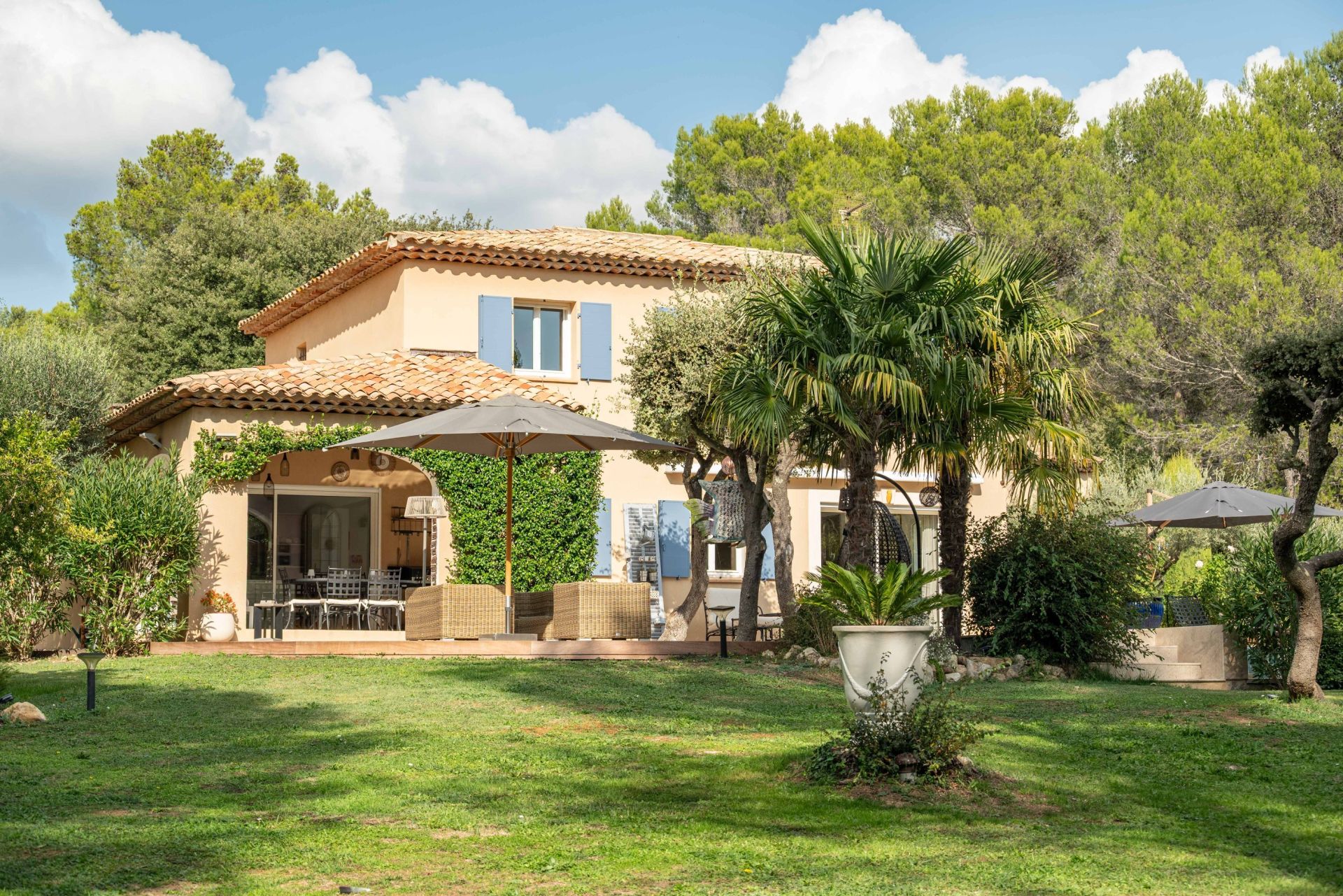 maison 7 Pièces en vente sur ST MARC JAUMEGARDE (13100)